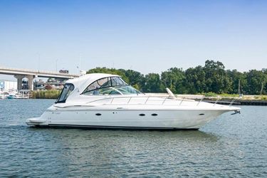 46' Cruisers Yachts 2006 Yacht For Sale